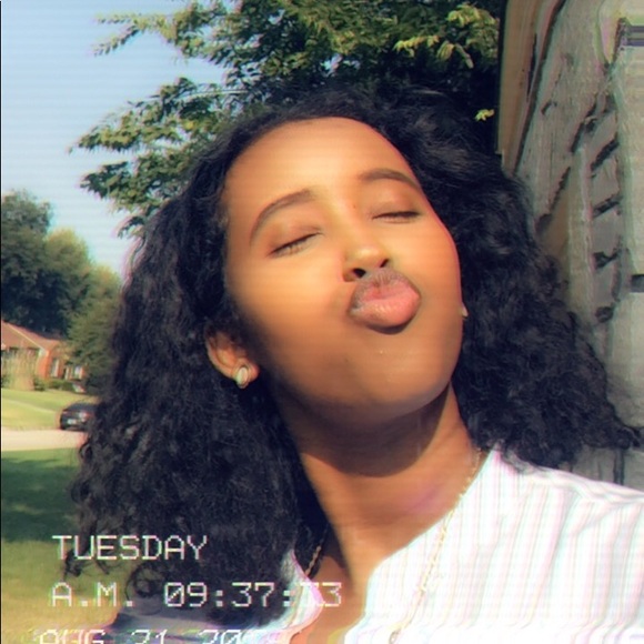 Meet your Posher, Miski - Picture 1 of 4